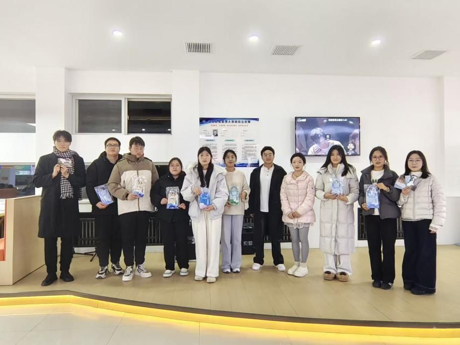 0706670d201f034ce4dd215d3338b56a